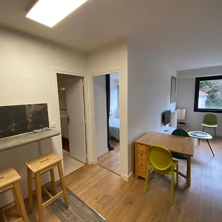 Apartment Lovely Flat 4 Peoples Saint-Cloud